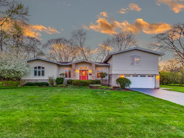 508 Appletree Ln, Deerfield, IL 60015