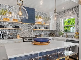 711 SW 27th Way, Boynton Beach, FL 33435