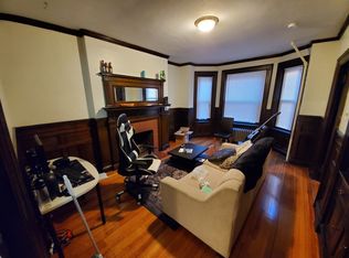 533 Newbury St APT 6, Boston, MA 02215