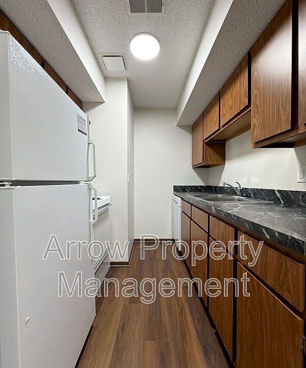 1st image of 1411 D St #5