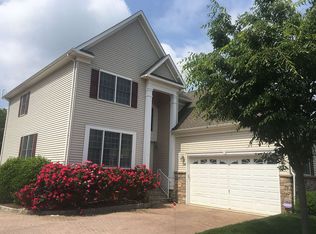 57 Sydney Ct, Atlantic Highlands, NJ 07716