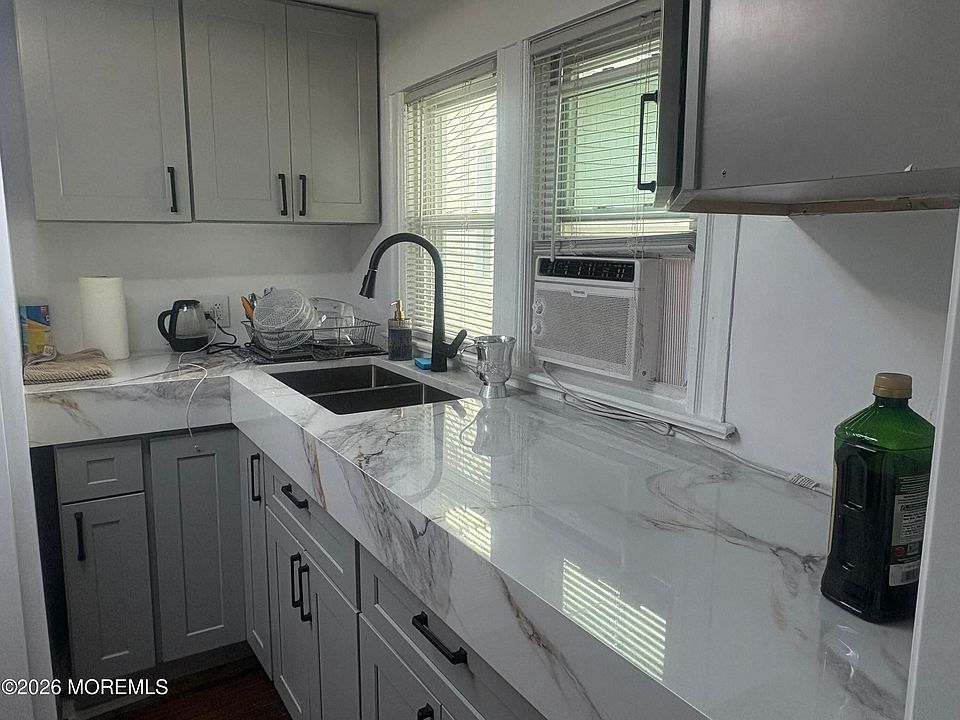 1st image of 309 Hume St #D