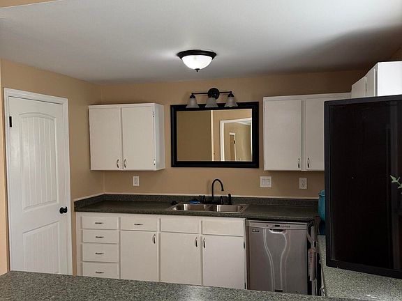 4th image of 4301 Myrtlewood Dr