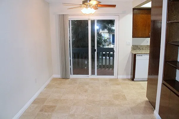 2 bed, 1.5 bath, 1200 sqft, $3,340 — Photo 3