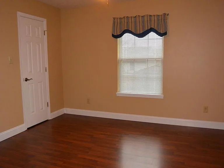 12935 Galloway Cir — Photo 11