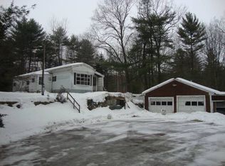 13 Burnt Hill Rd, Weare, NH 03281