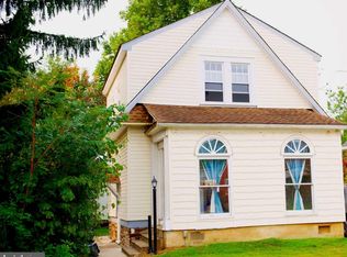 824 Loney St, Philadelphia, PA 19111