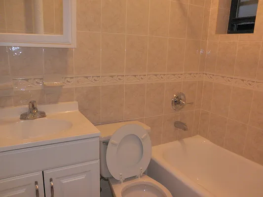 Rented by RV Realty | media 29