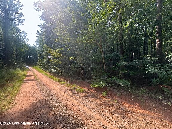 4th image of 12-13 Shady Valley Dr