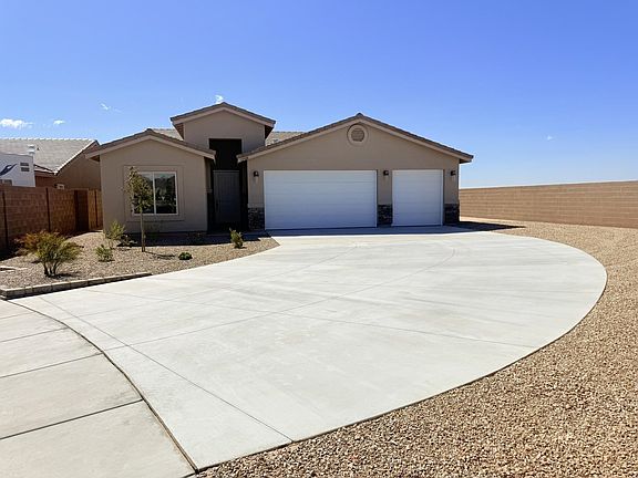 2nd image of 12518 E 50th Ln