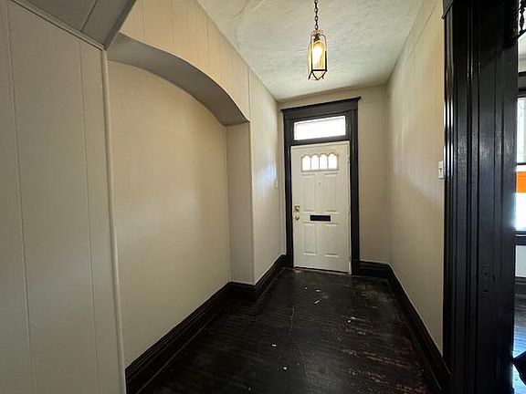 3rd image of 3920 Ashland Ave #1F