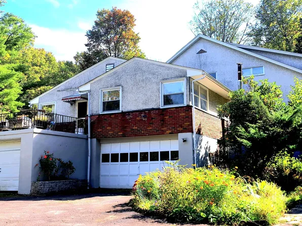 230 Ridge St, Elmhurst Township, PA 18444