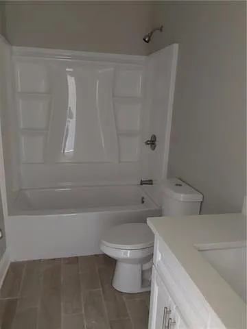 2200 Bartolo St — Photo 14