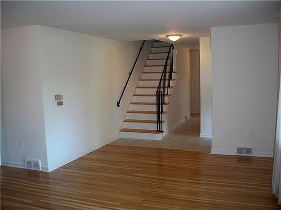 4th image of 3450 Saint Paul Blvd