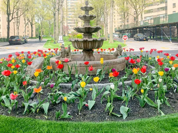 2 Fordham Hill Oval image 33 of 33