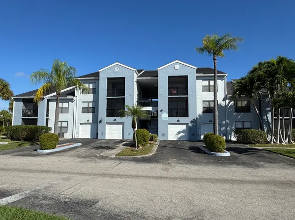 13555 Eagle Ridge Dr, Fort Myers, FL