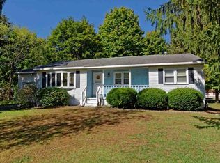 35 Cardinal Ct, Wynantskill, NY 12198