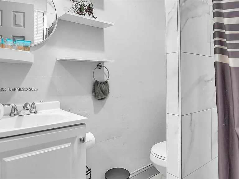 6036 Polk St #1 — Photo 5