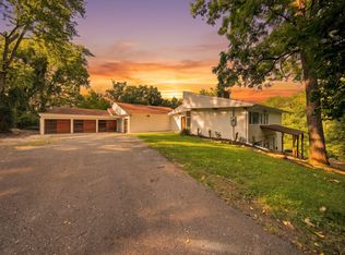 101 W Secluded Ln, Nixa, MO 65714