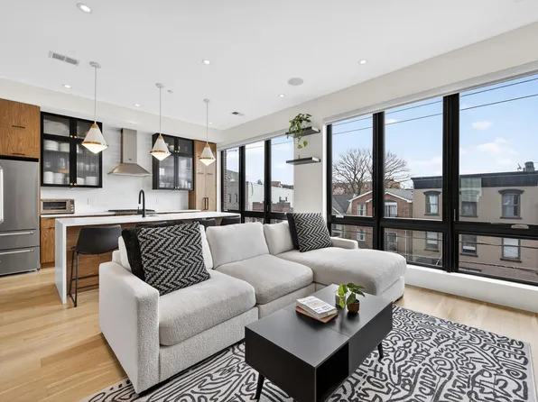 339 Palisade Ave Floor 3, Jersey City, NJ 07307