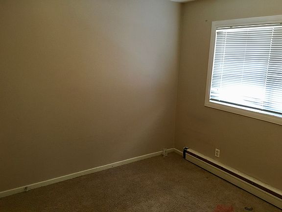 5th image of 835 Grey St #7