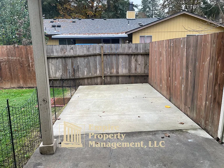 24956 Hunter Ave - 24956-CJ-LH- K16 — Photo 8
