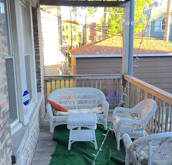 1016 N Hoyne Ave #1 — Photo 14