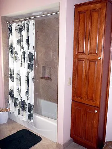 2205 Cleneay Ave — Photo 18