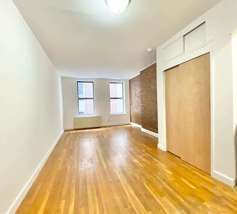 1st image of 1819 2nd Ave #3N
