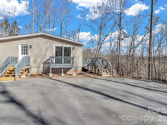 2nd image of 30 Pinners Cove Rd
