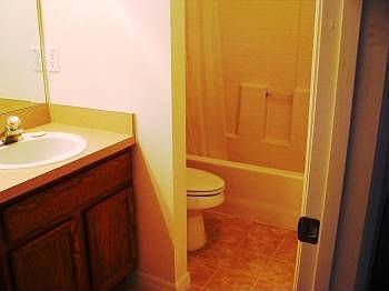 3rd image of 2523 Dwyer Ln