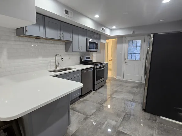 1649 N Sawyer Ave #G, Chicago, IL 60647