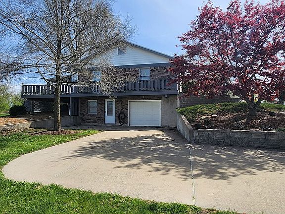Lower garage and entrance