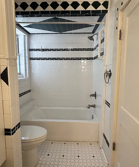 310 W Cherry St — Photo 17