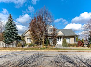 2 Chimenti Ct, Markham, ON L3R9P9