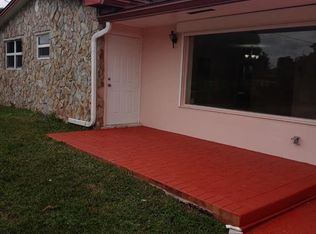 701 SW 4th St, Hallandale, FL 33009