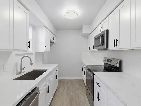 10574 High Hollows Dr APT 165, Dallas, TX 75230