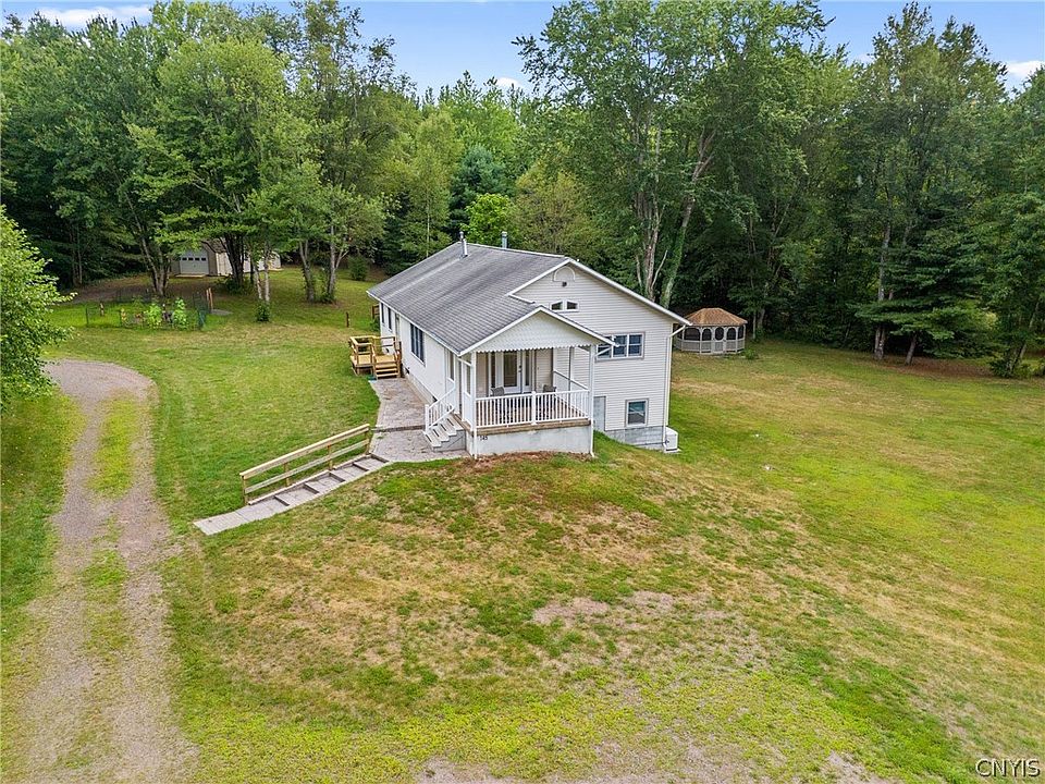 1st image of 145 Island Rd