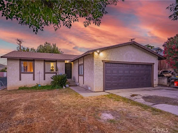 23551 Vista Way, Canyon Lake, CA 92587