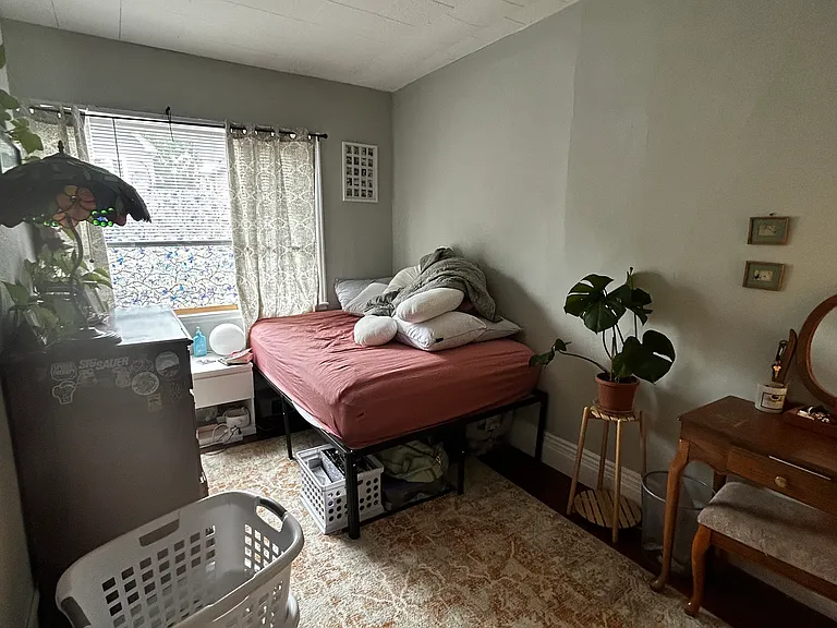 415 Parkdale Ave #1 — Photo 8