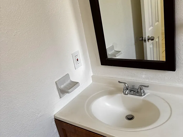 241 SE 9th Ave #203 — Photo 15