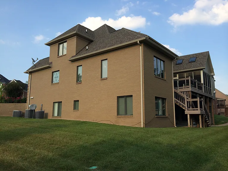 9500 Hayden Creek Ct — Photo 19