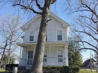 303 N 2nd St, Hammonton, NJ 08037