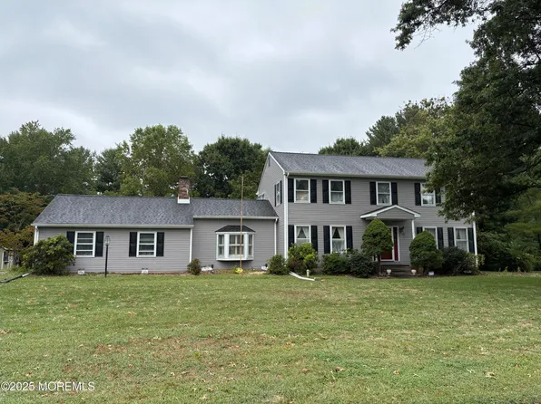 7 Corral Drive, Hamilton, NJ 08620