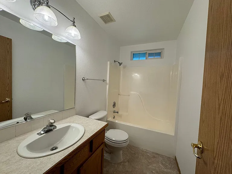 3265 NE Johnson St — Photo 19