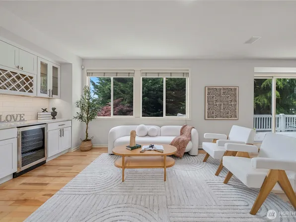 11433 80th Avenue NE, Kirkland, WA 98034