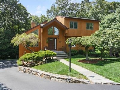185 Briarwood Dr, Somers, NY, 10589