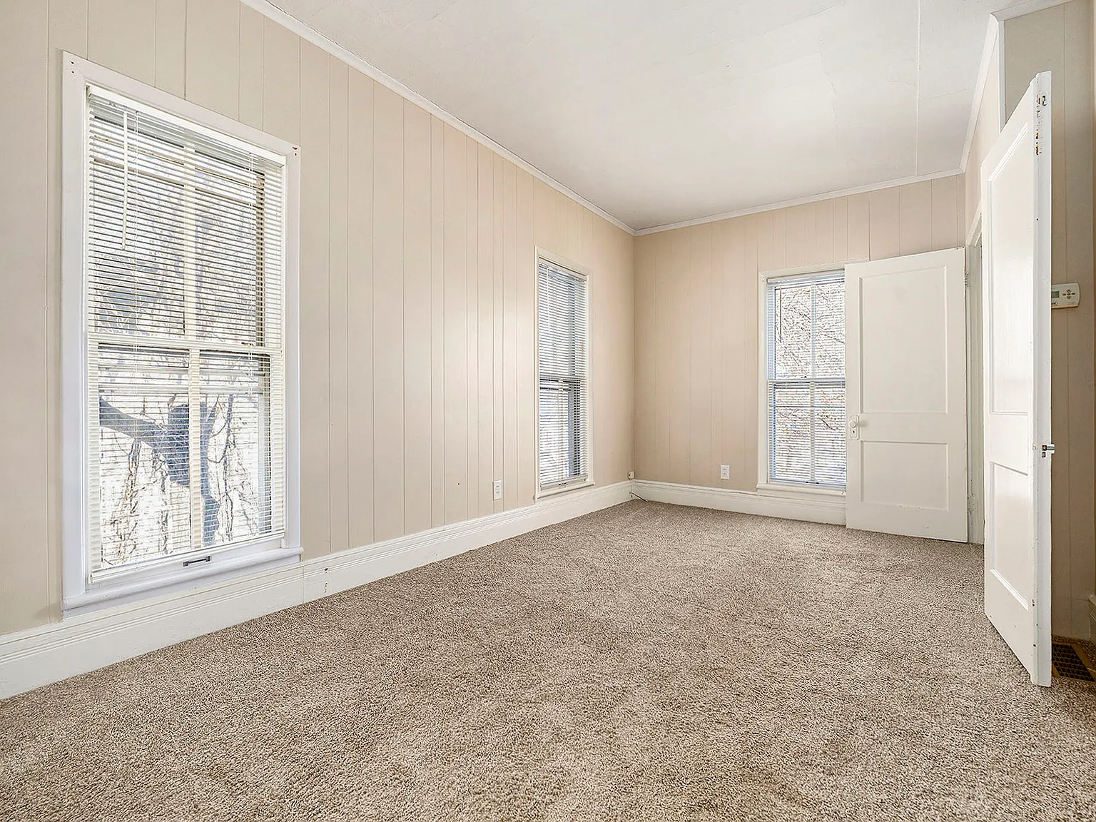 Studio, 450 sqft, $675 — Photo 3