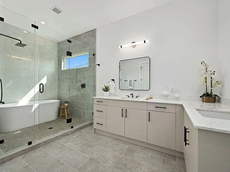 1119 Fairmount Ave — Photo 14