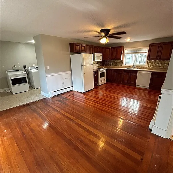 52 Port Norfolk St #1 — Photo 1